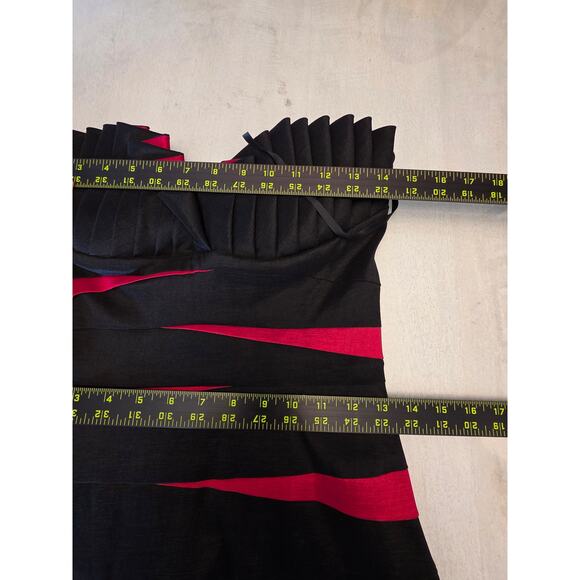 Betsy & Adam Women's Formal Dress SZ 6 Red Black Goth Vampire - Picture 6 of 7